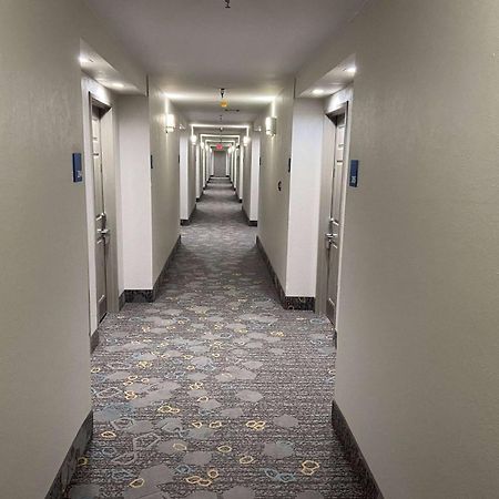 Days Inn&Suites by Wyndham Tahlequah Bagian luar foto